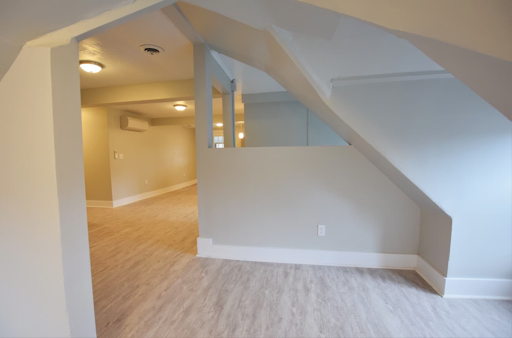 Ithaca Apartment: 1002 N. Aurora St.