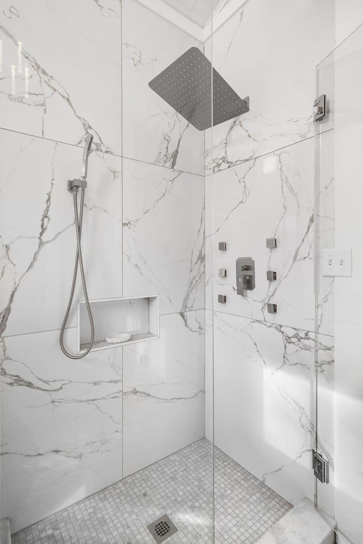 Ithaca Apartment: 504 Stewart Ave