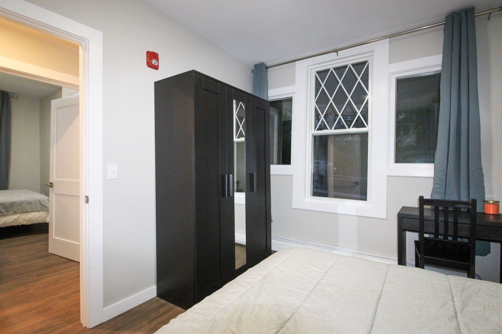 Ithaca Apartment: 522 Stewart Ave