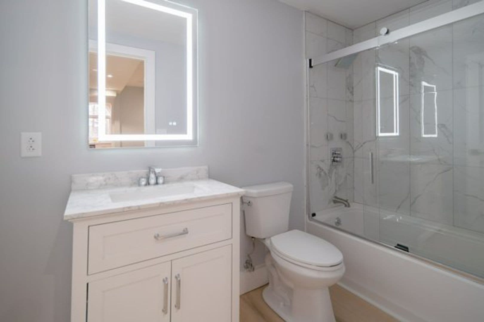 Ithaca Apartment: 504 Stewart Ave