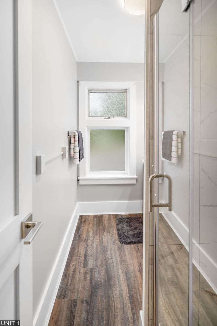 Ithaca Apartment: 109 Williams St