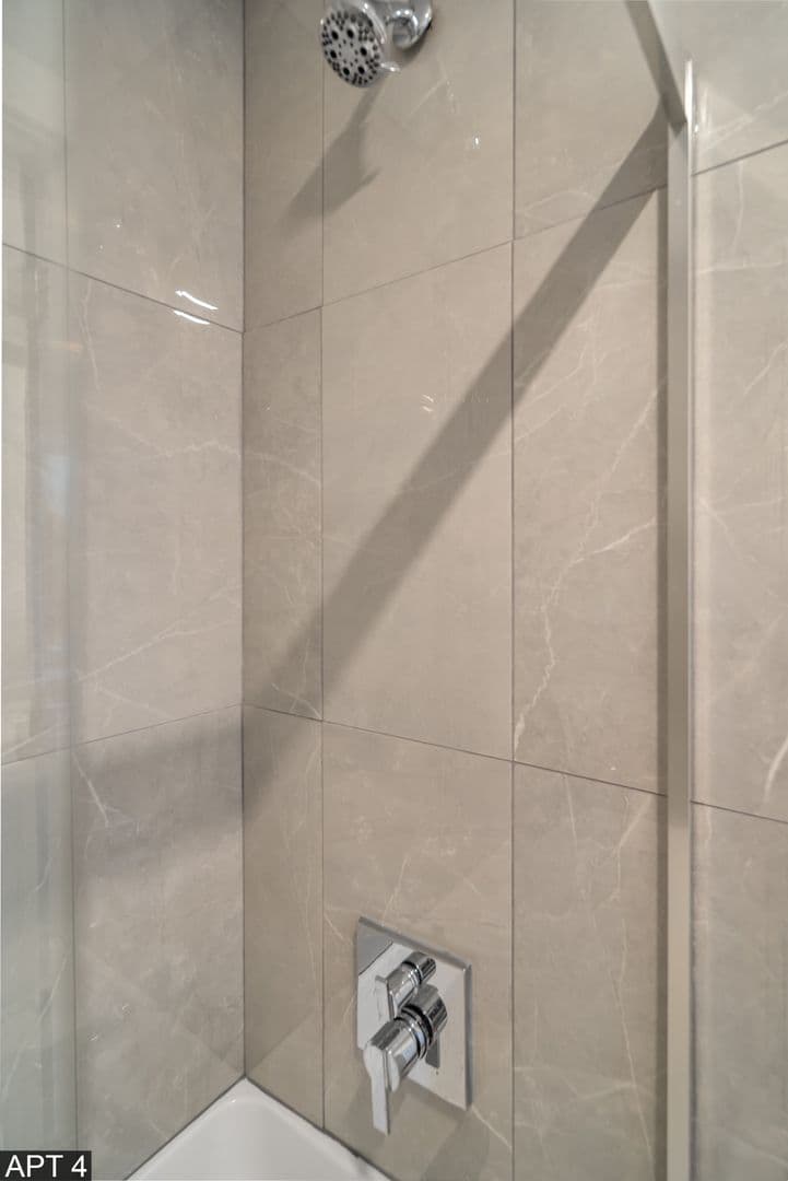 Ithaca Apartment: 308 Stewart Ave