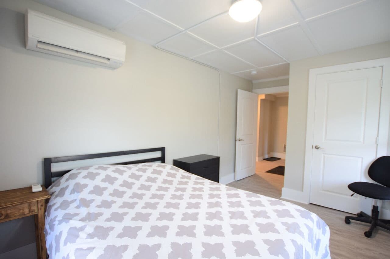 Ithaca Apartment: 1002 N. Aurora St.
