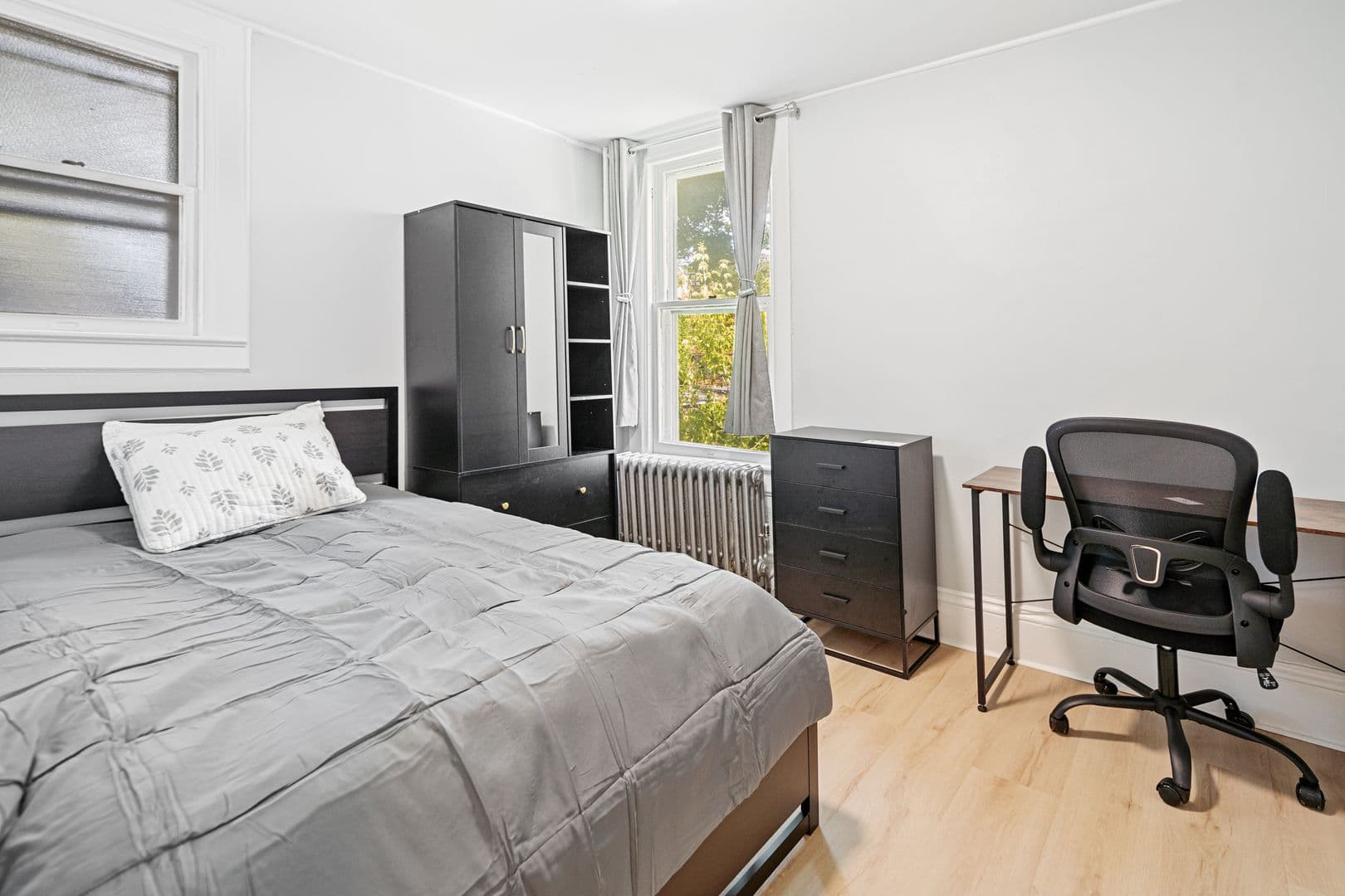 Ithaca Apartment: 202 Stewart Ave