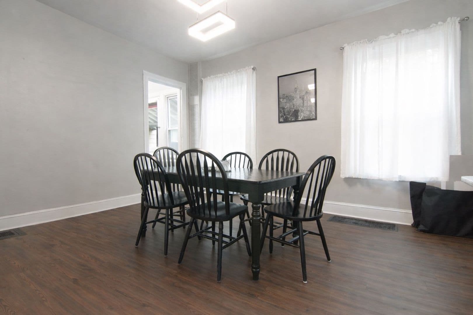 Ithaca Apartment: 311 Farm St