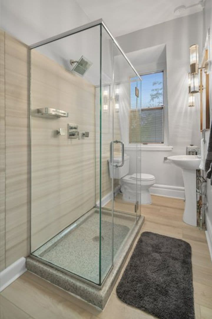 Ithaca Apartment: 702 E State St