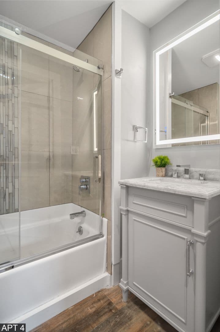 Ithaca Apartment: 308 Stewart Ave
