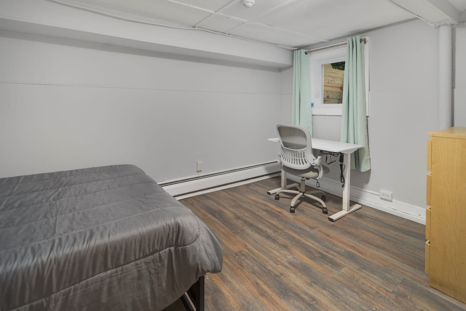 Ithaca Apartment: 710 Stewart Ave