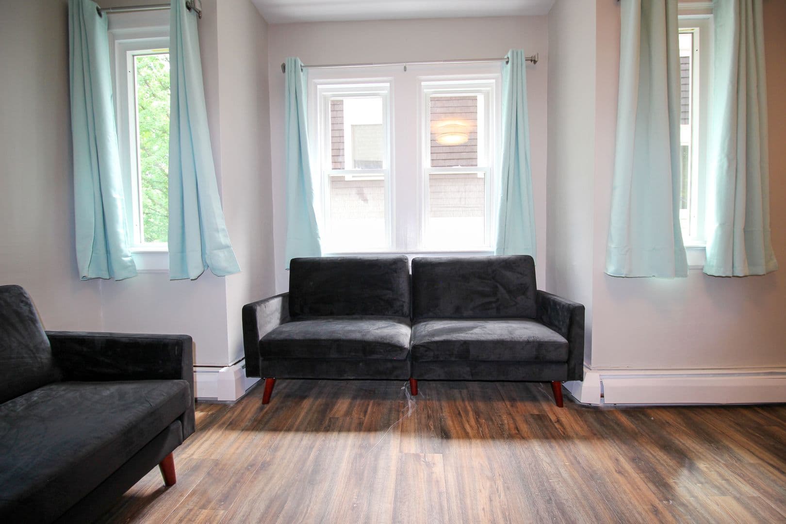 Ithaca Apartment: 522 Stewart Ave