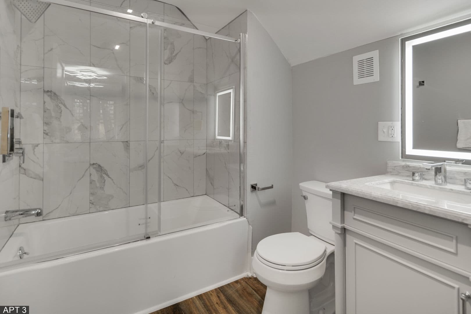 Ithaca Apartment: 711 E Seneca St