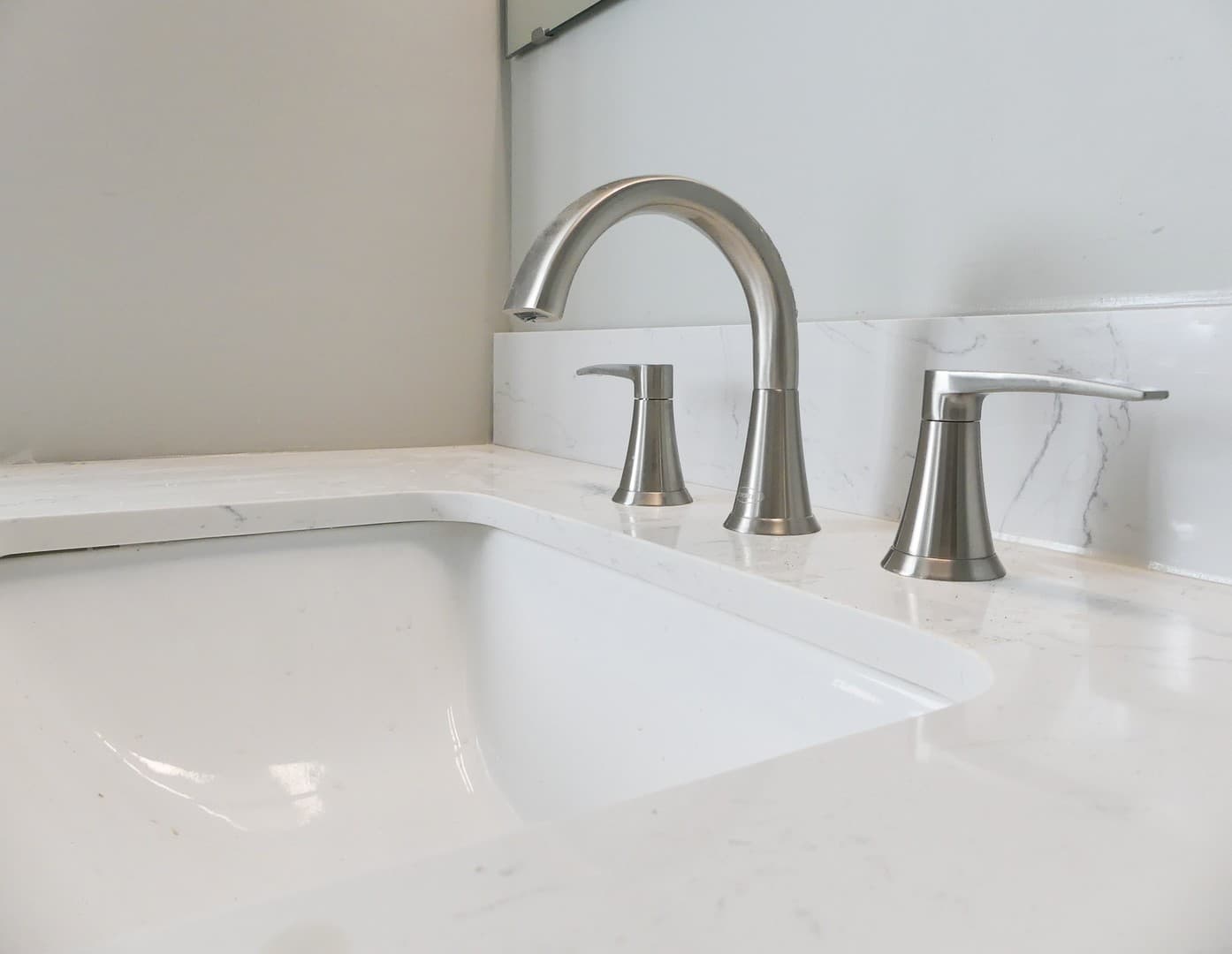 Ithaca Apartment: 313 Farm St.