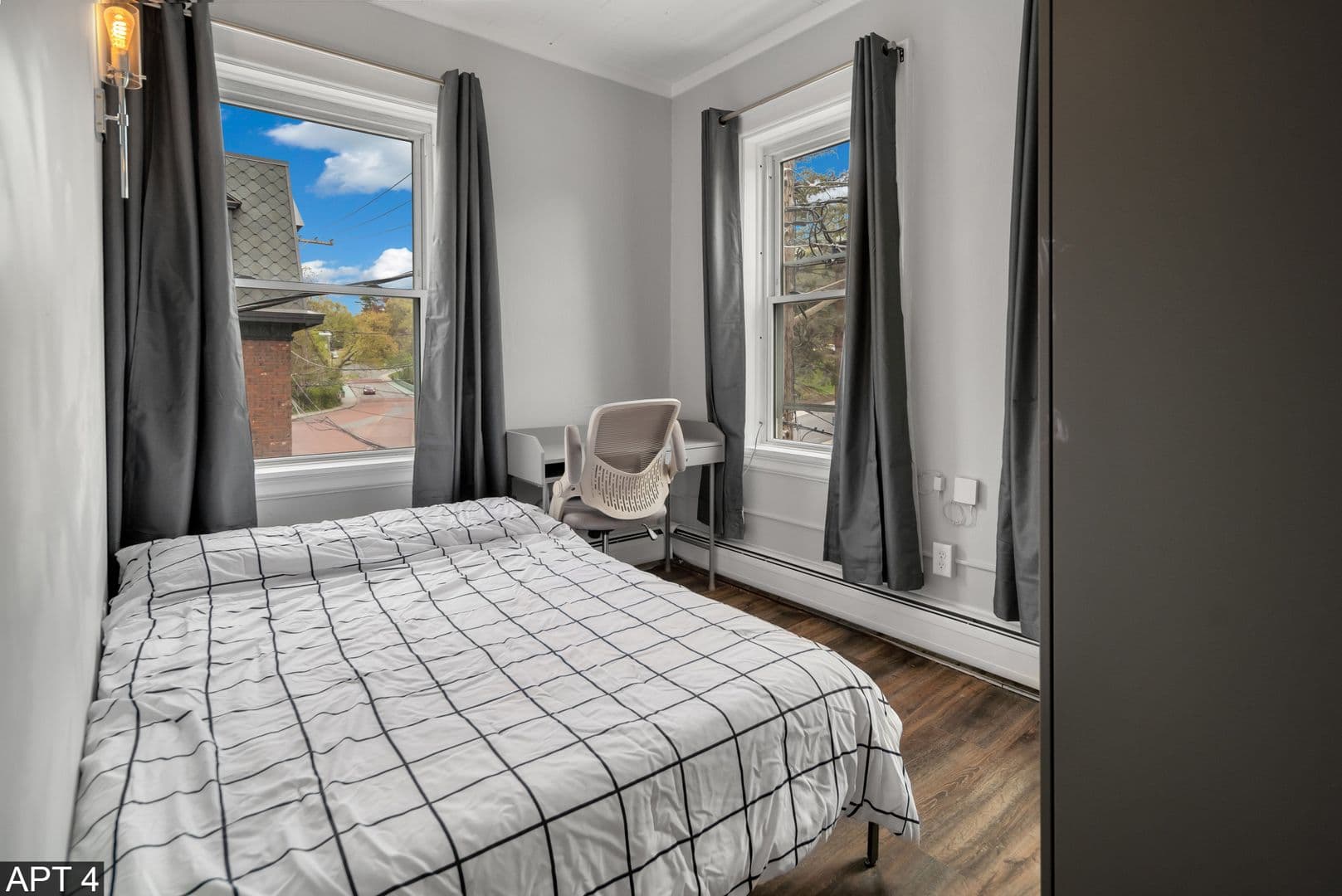 Ithaca Apartment: 308 Stewart Ave