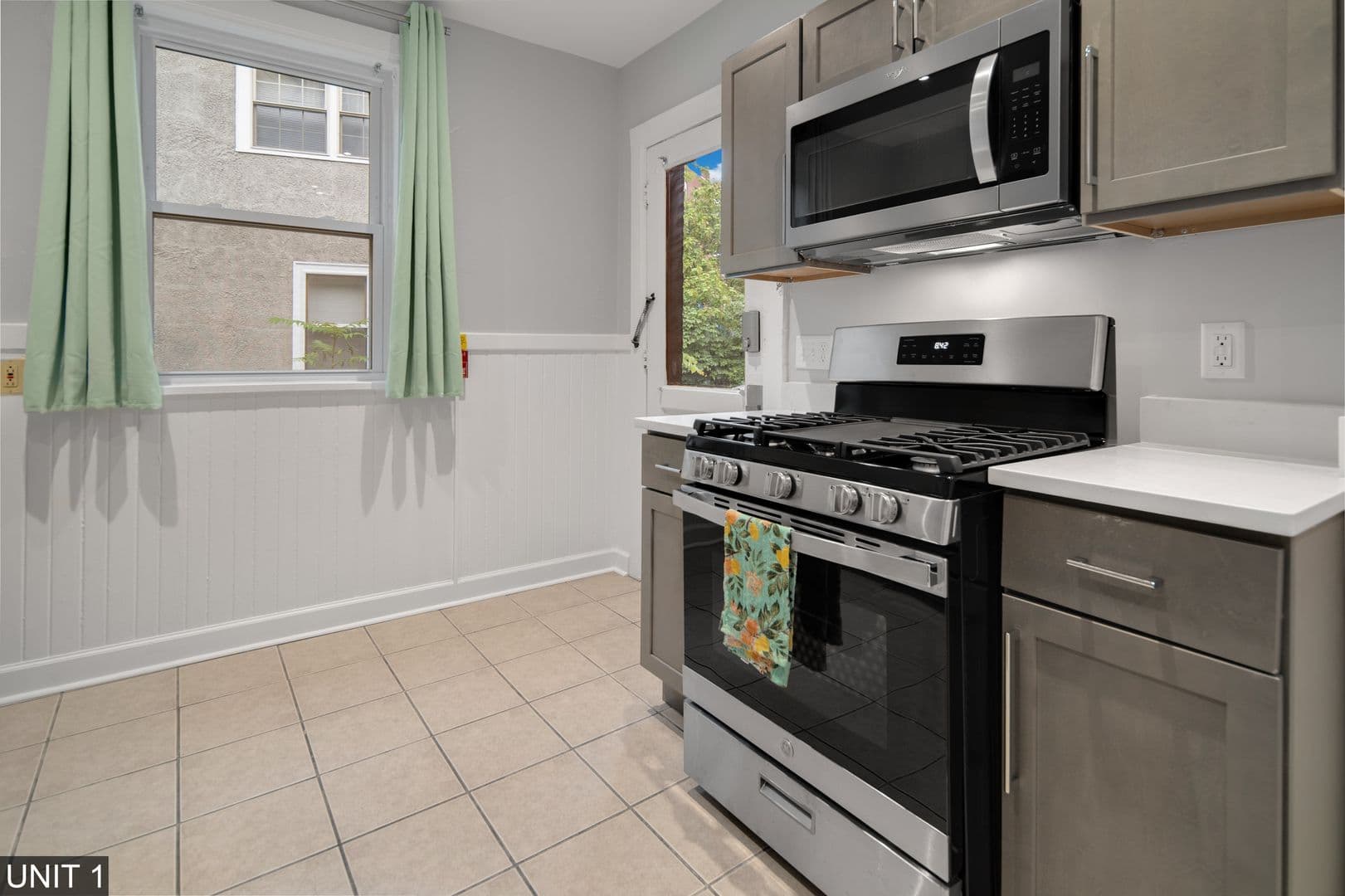Ithaca Apartment: 710 Stewart Ave