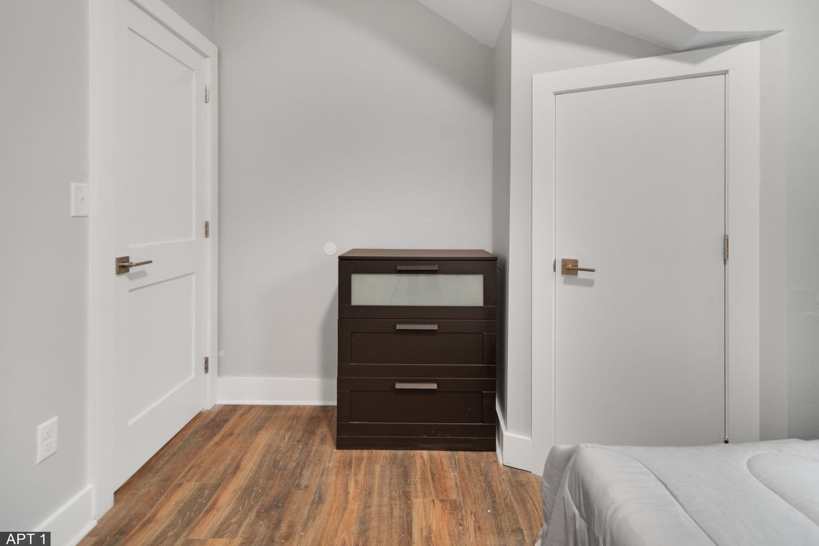 Ithaca Apartment: 711 E Seneca St