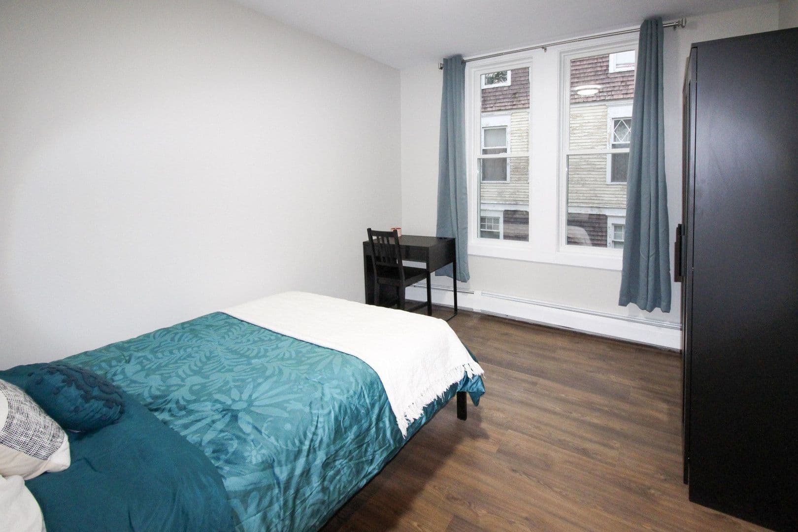 Ithaca Apartment: 522 Stewart Ave