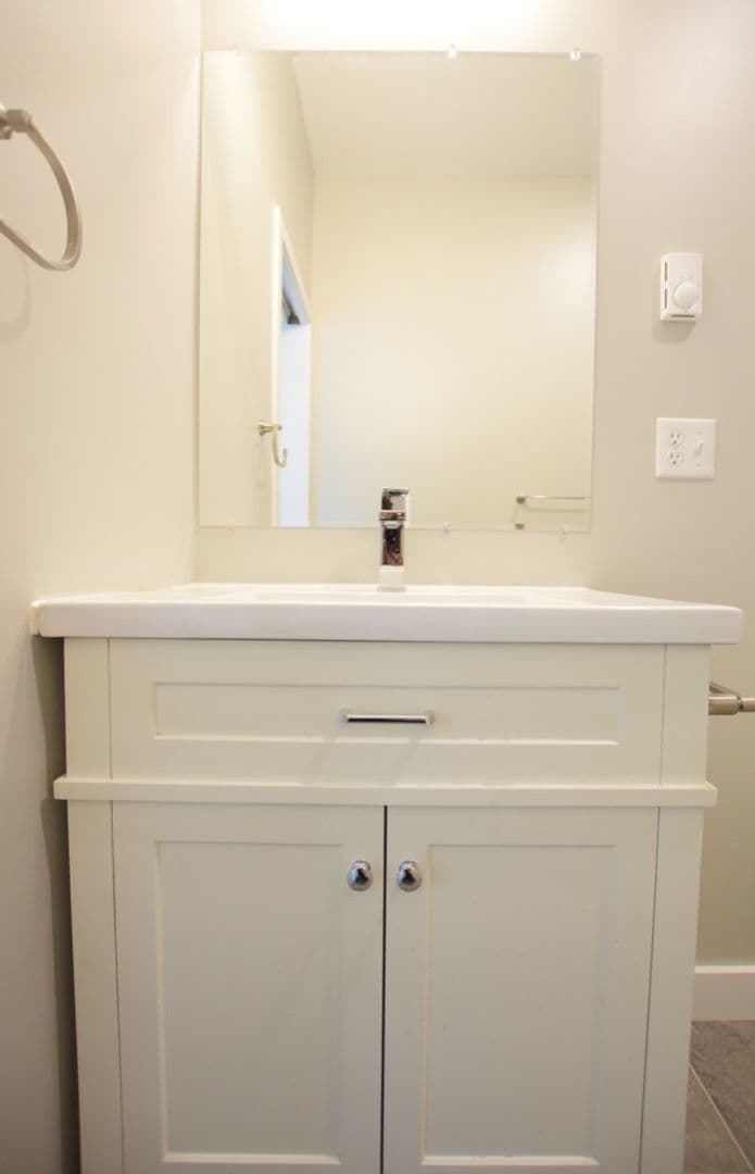Ithaca Apartment: 217 Columbia St.