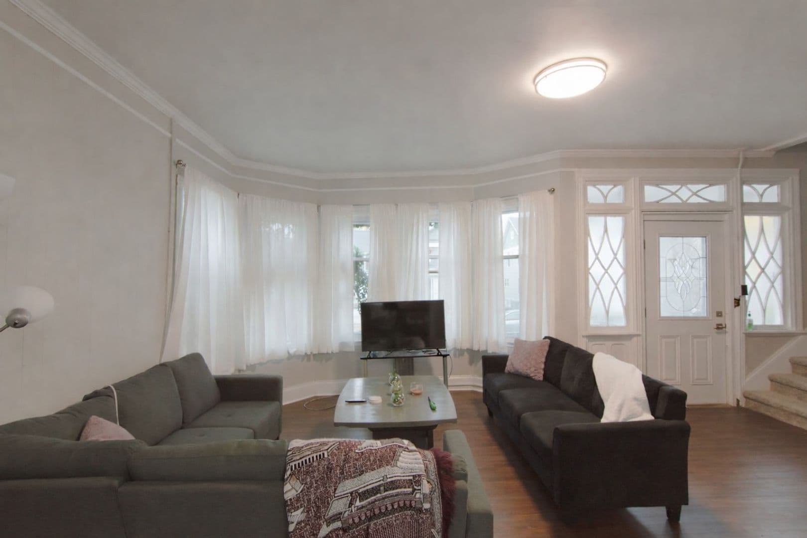 Ithaca Apartment: 311 Farm St