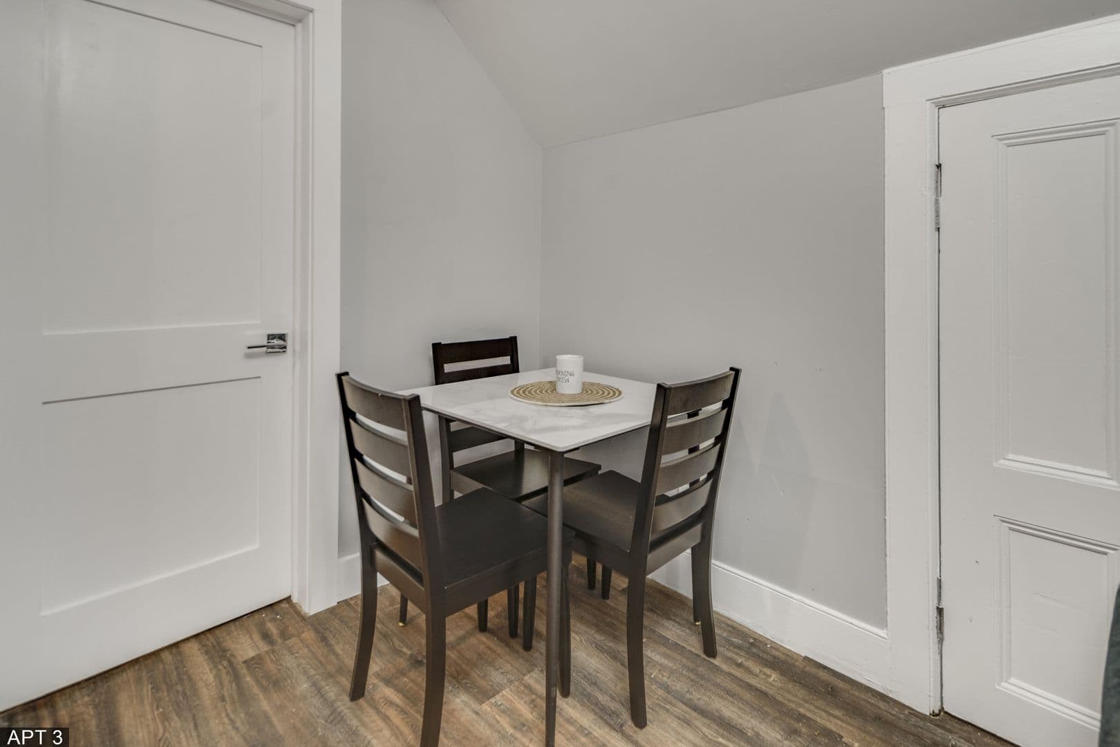 Ithaca Apartment: 711 E Seneca St