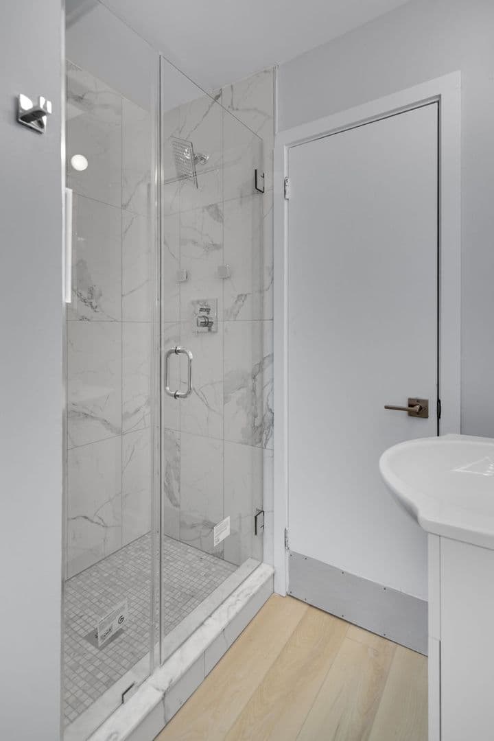 Ithaca Apartment: 104 Harvard Pl