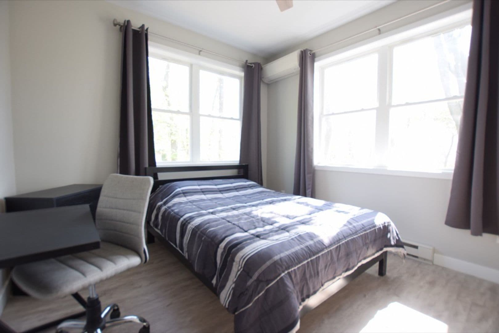 Ithaca Apartment: 217 Columbia St.