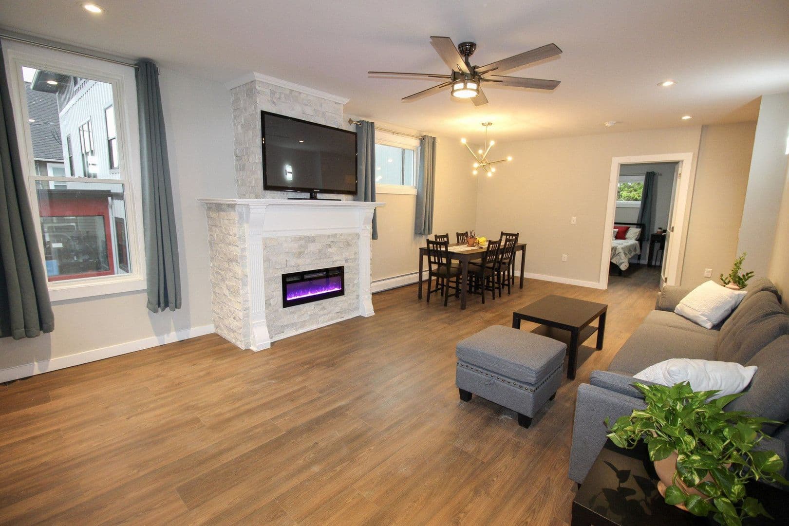 Ithaca Apartment: 522 Stewart Ave