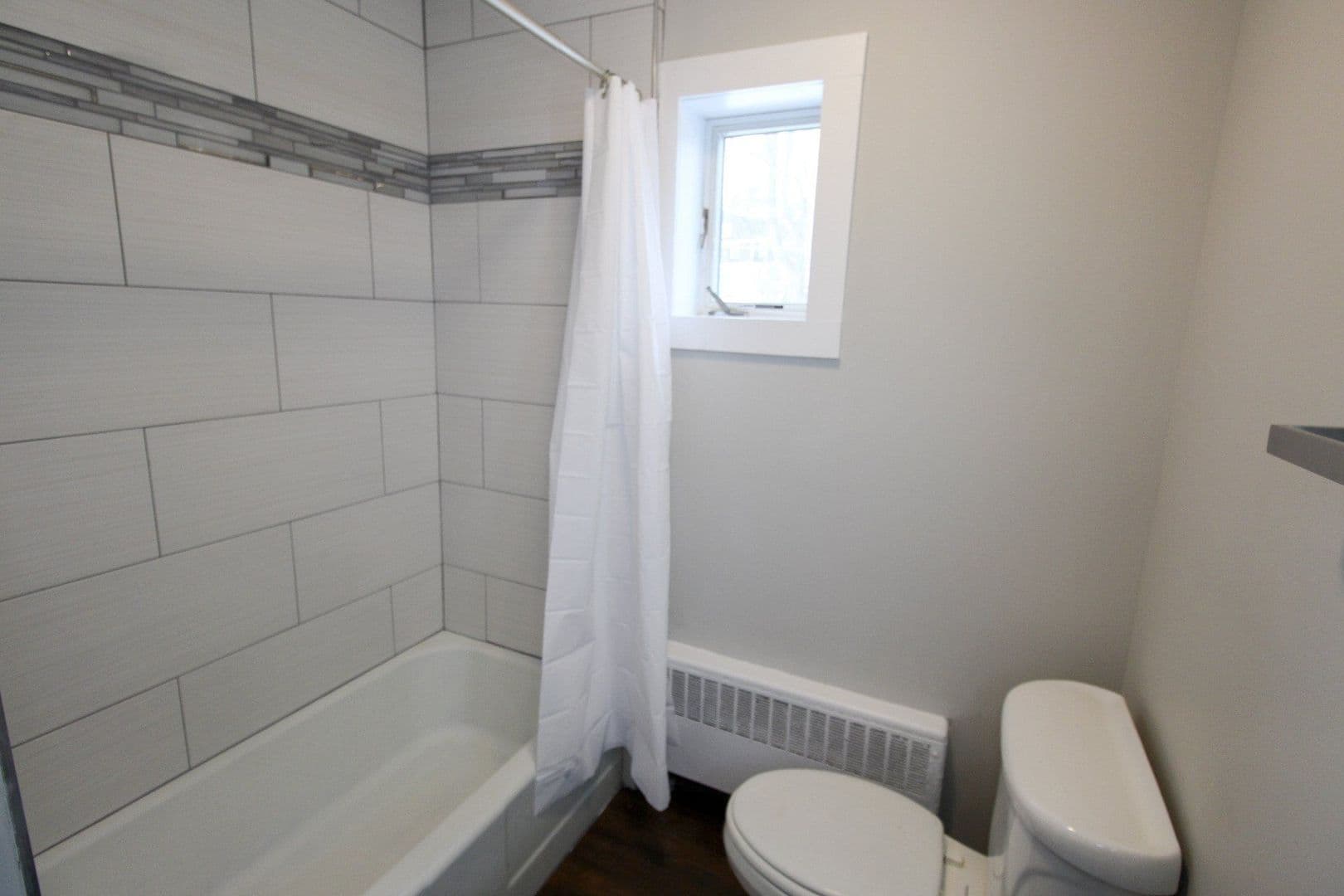 Ithaca Apartment: 230 Bryant Ave