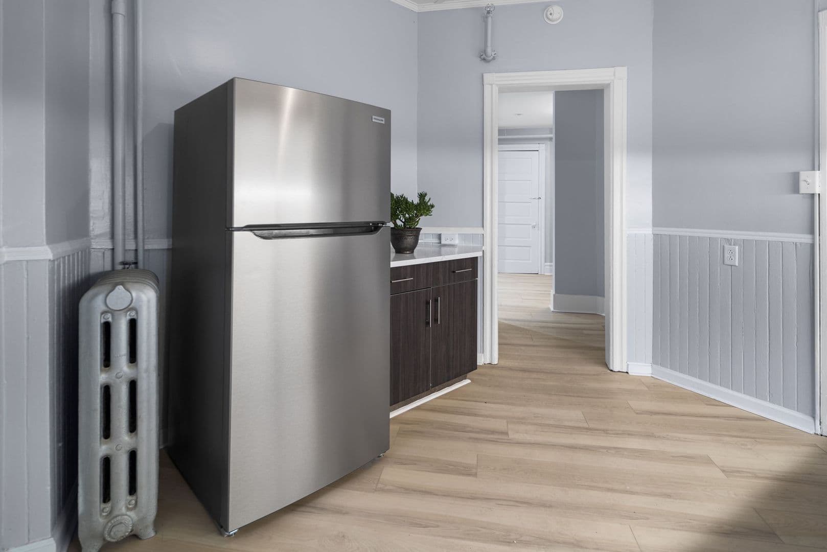 Ithaca Apartment: 702 E State St