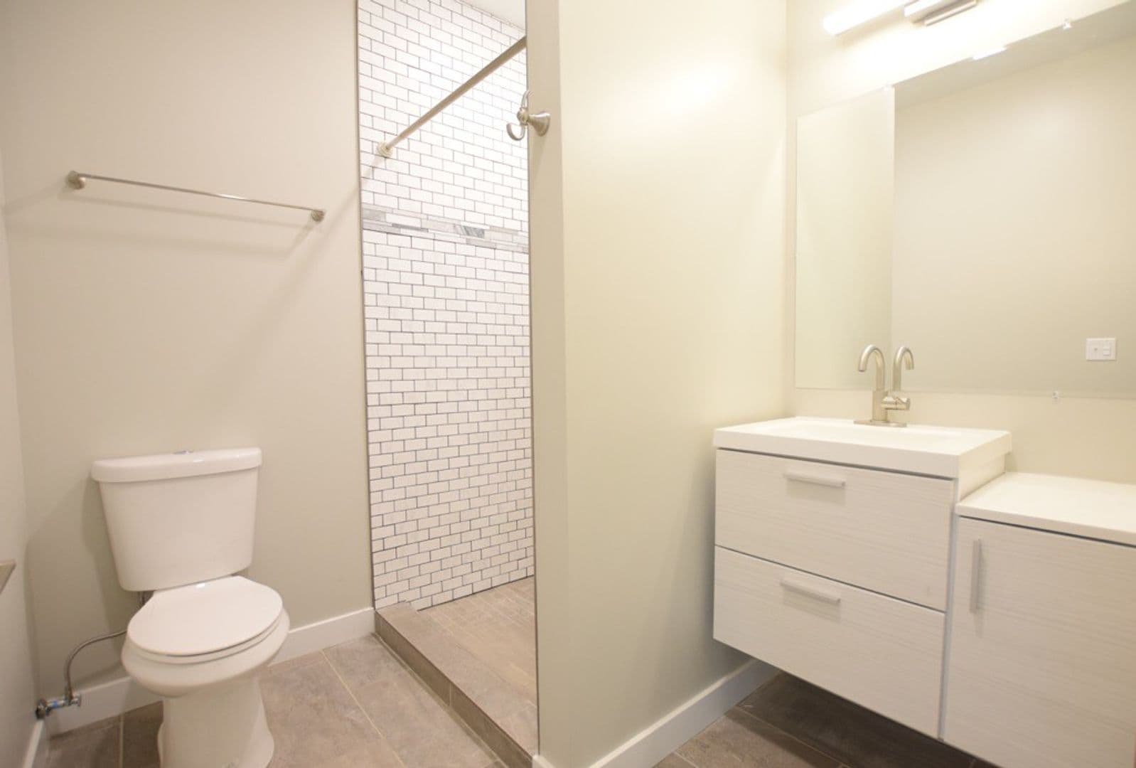 Ithaca Apartment: 217 Columbia St.