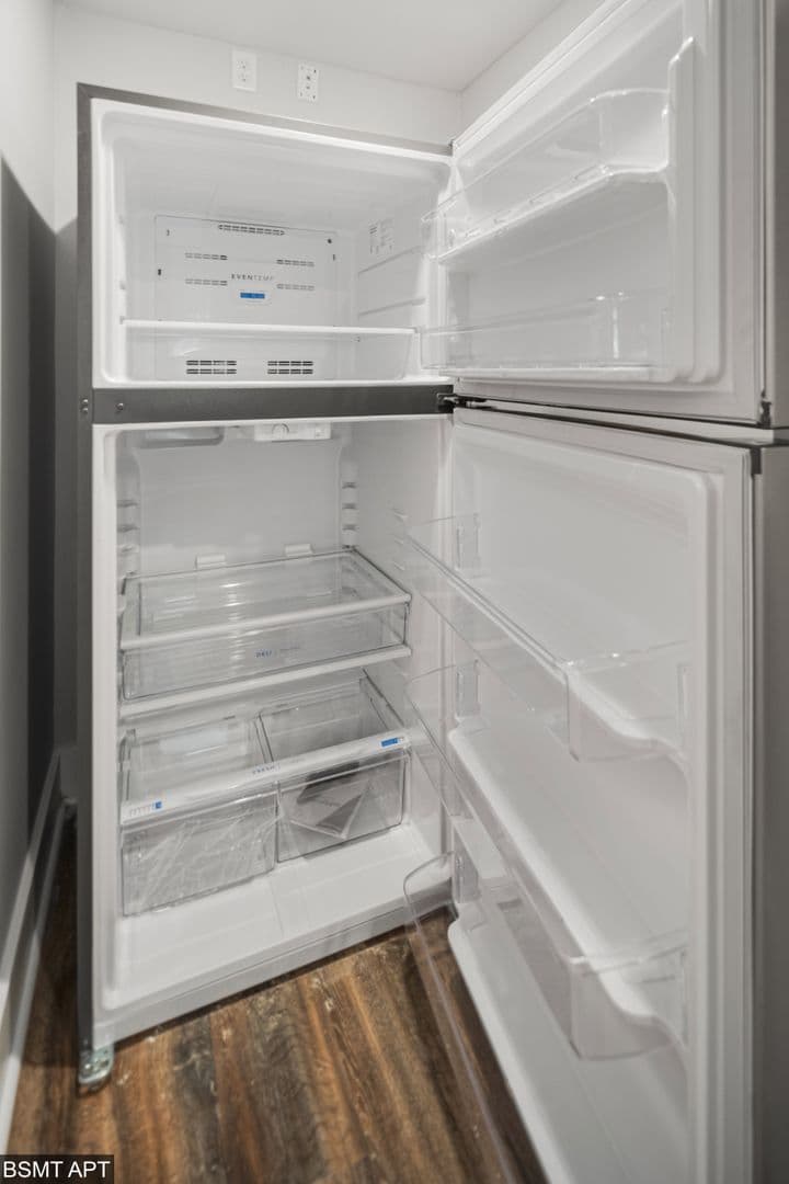 Ithaca Apartment: 711 E Seneca St