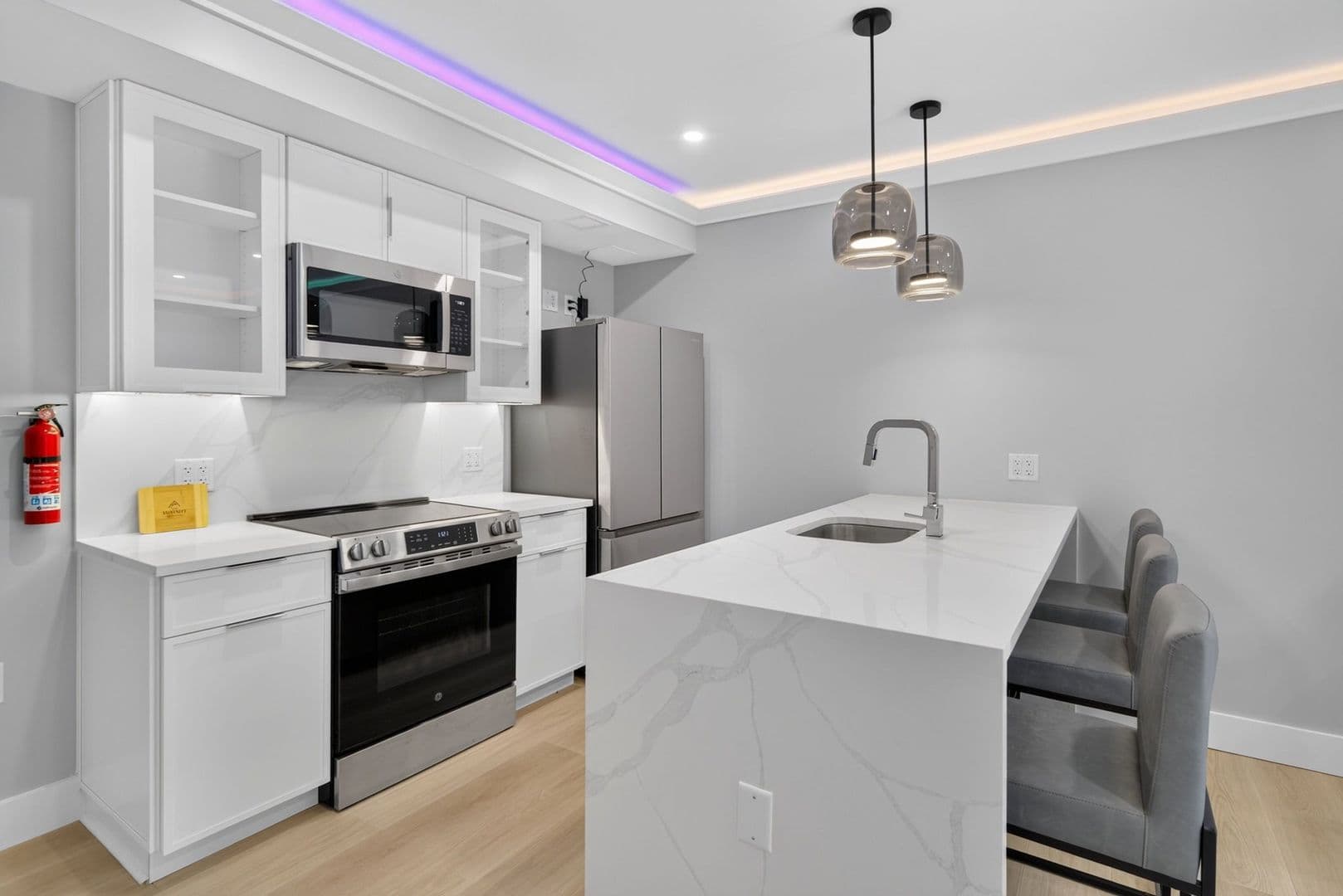 Ithaca Apartment: 201 Oak Avenue