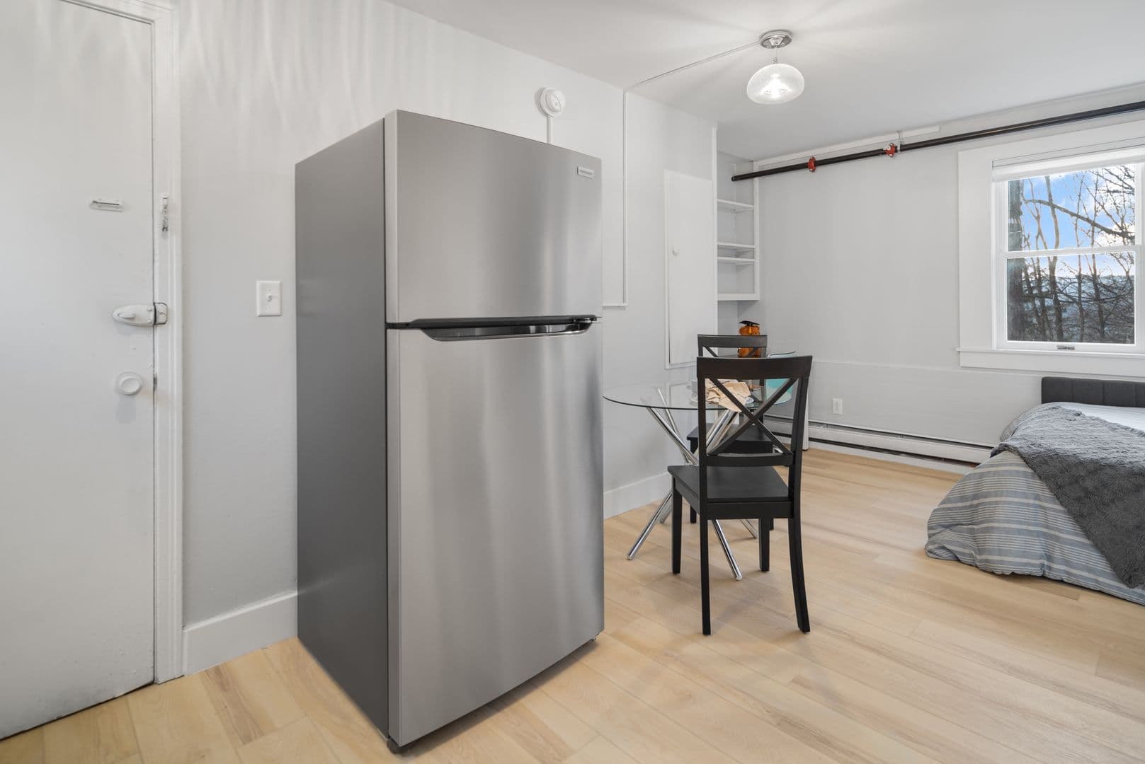 Ithaca Apartment: 504 Stewart Ave