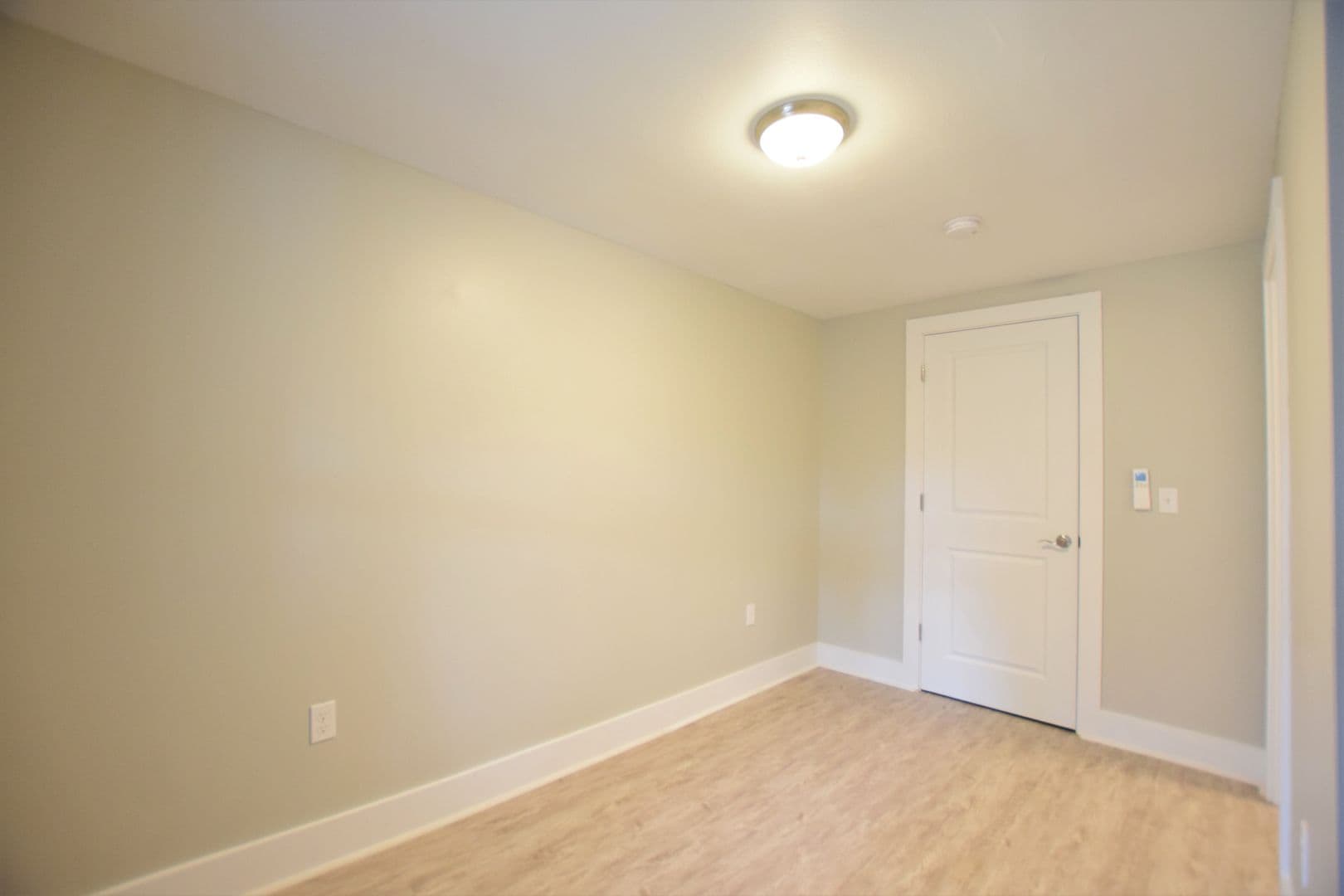 Ithaca Apartment: 1002 N. Aurora St.