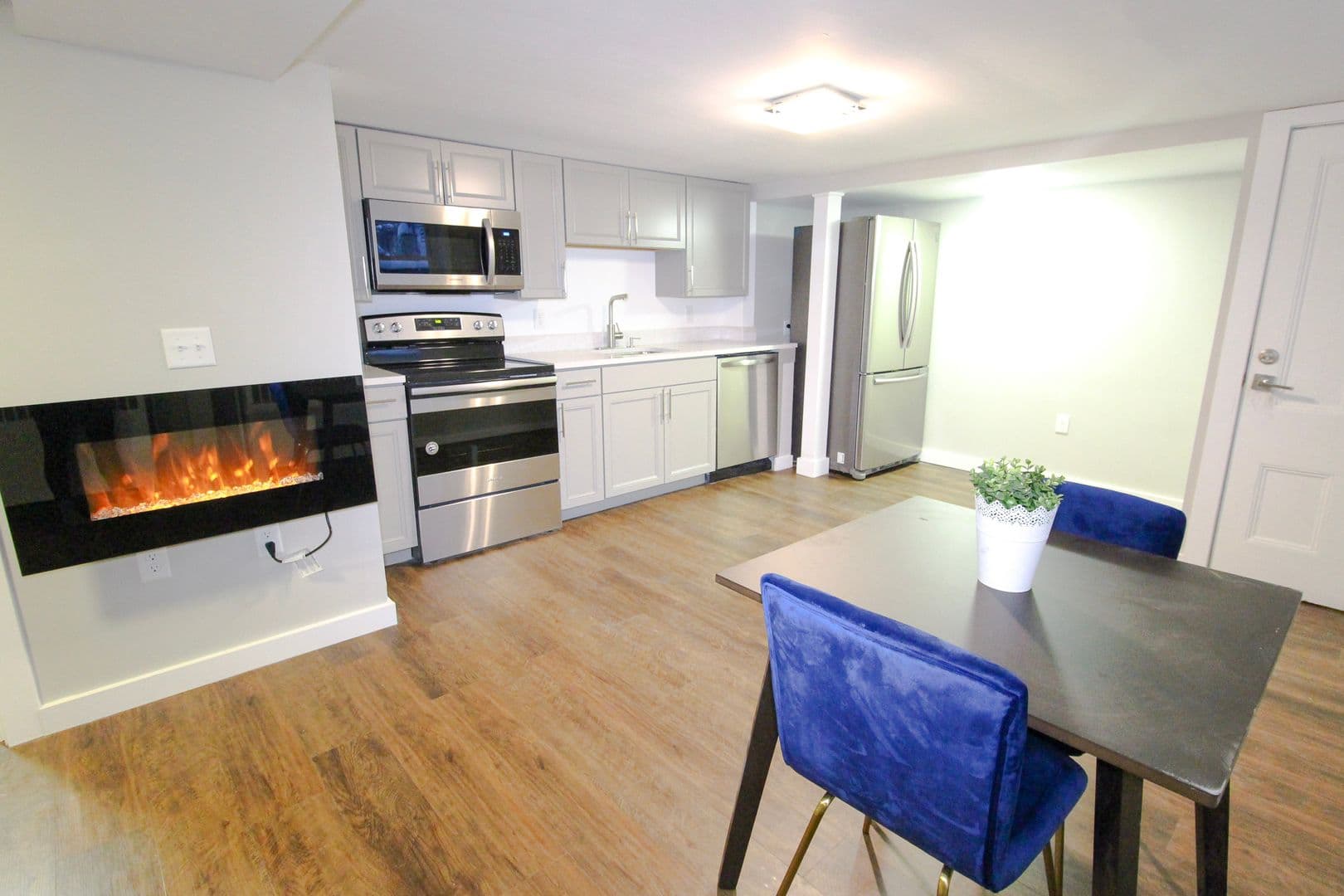 Ithaca Apartment: 230 Bryant Ave