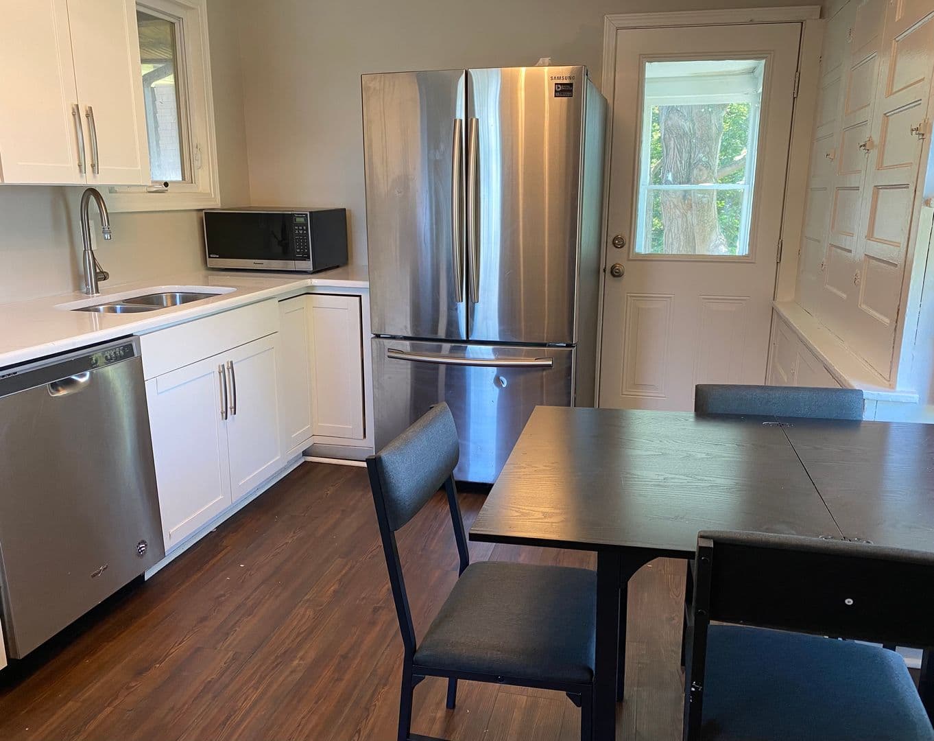 Ithaca Apartment: 609 E State St
