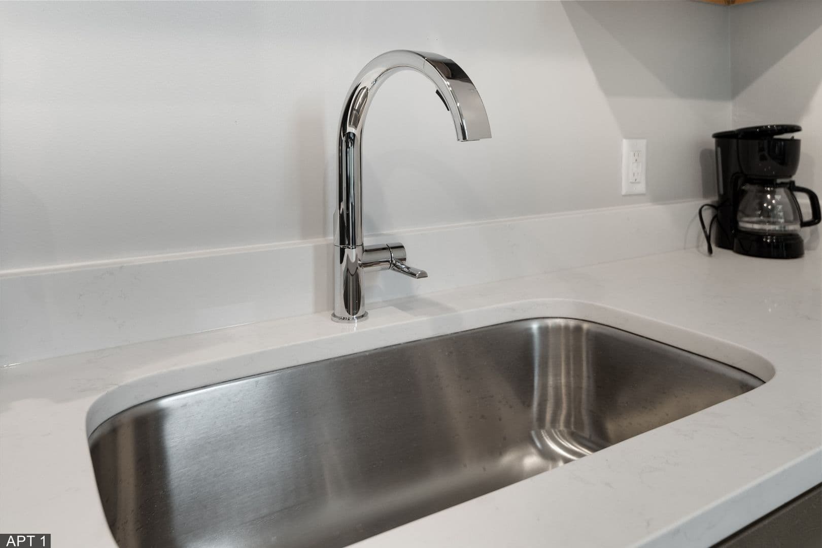 Ithaca Apartment: 711 E Seneca St