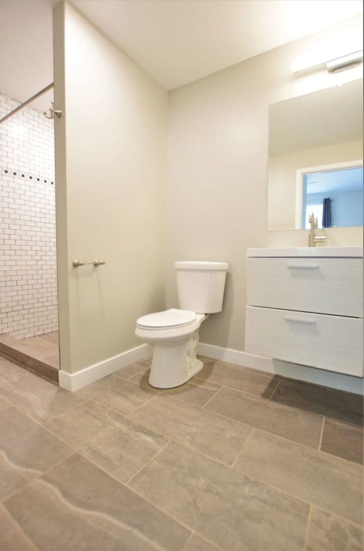 Ithaca Apartment: 217 Columbia St.