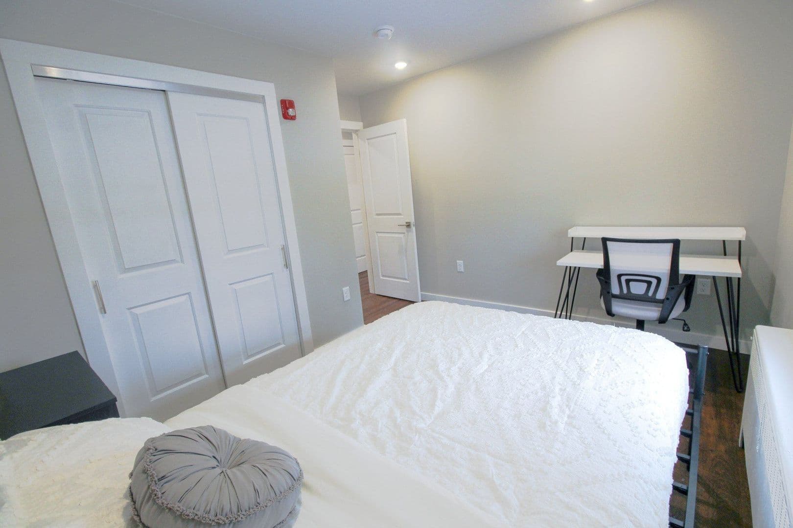 Ithaca Apartment: 230 Bryant Ave