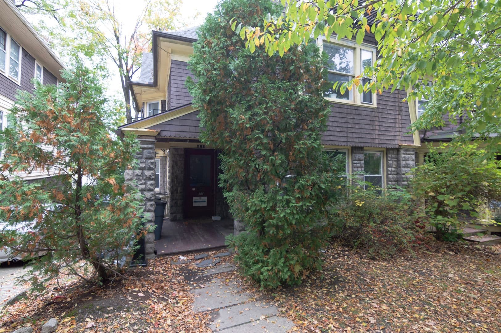 Ithaca Apartment: 609 E State St