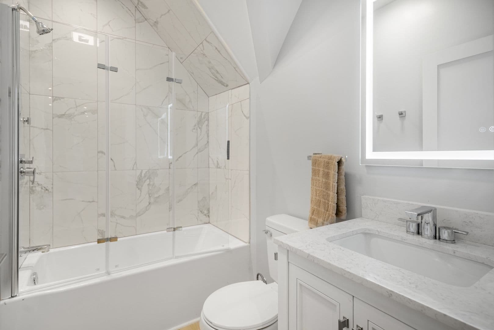 Ithaca Apartment: 200 Highland Ave