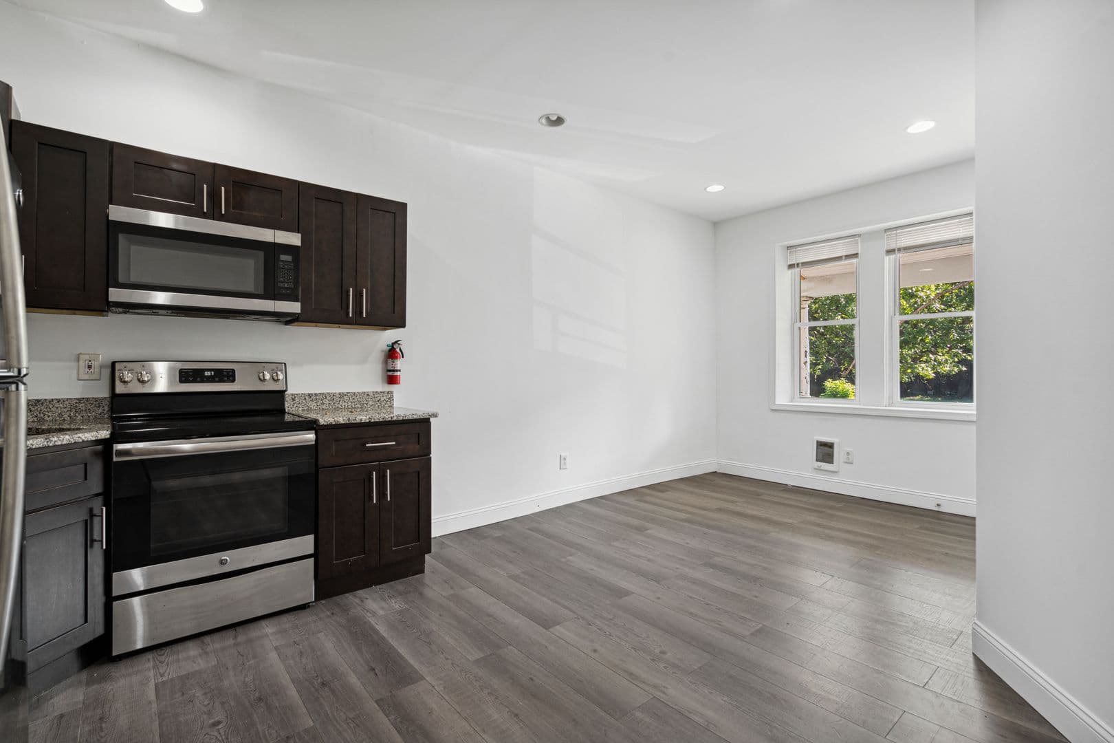 Philadelphia Apartment: 3326 N 17th St.
