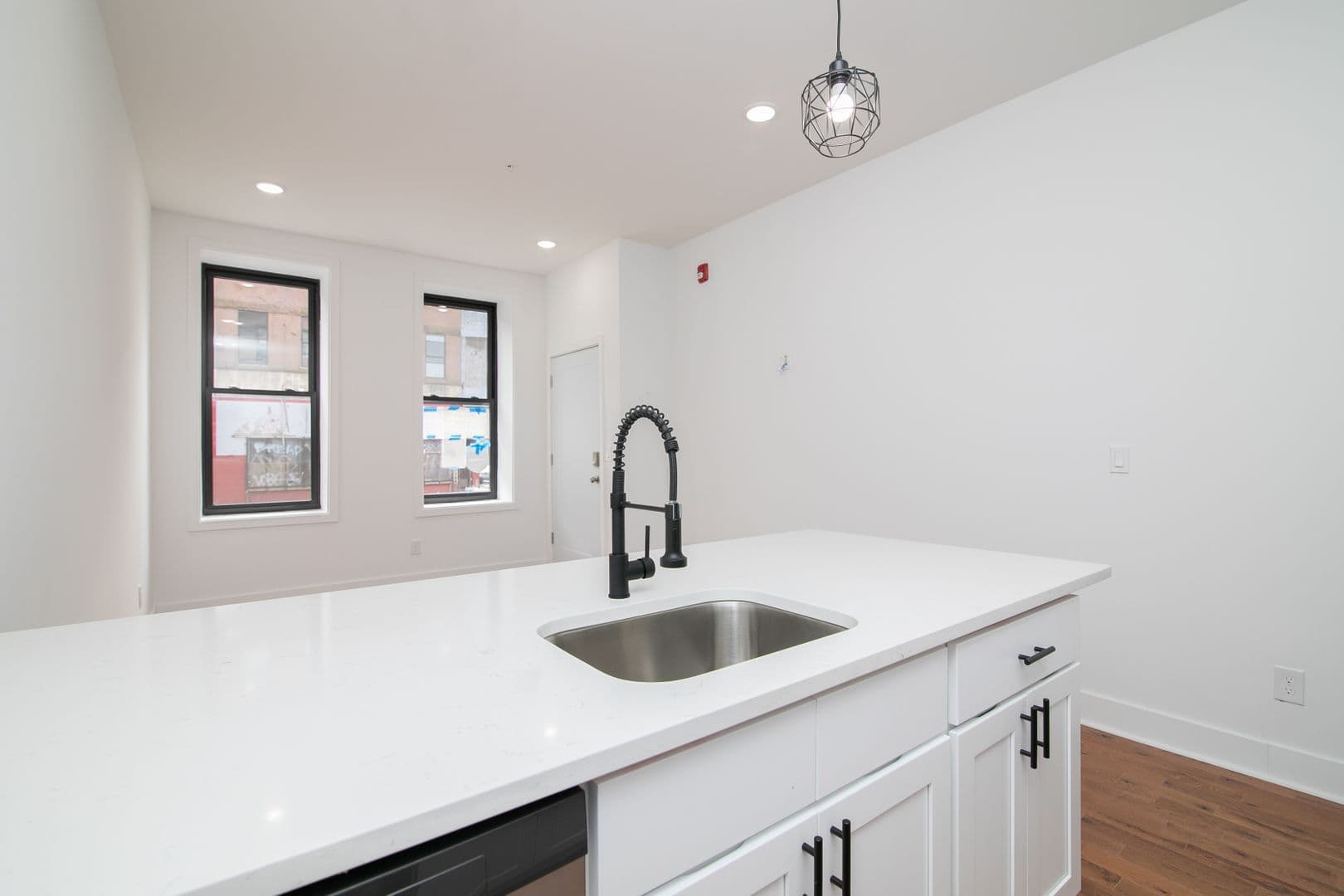 Philadelphia Apartment: 3033 W Diamond St.