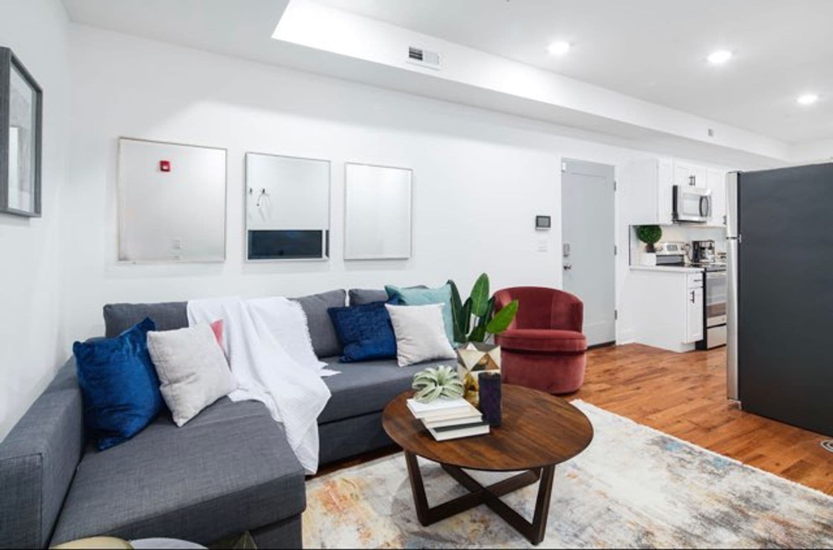 Philadelphia Apartment: 3031 W Diamond St.