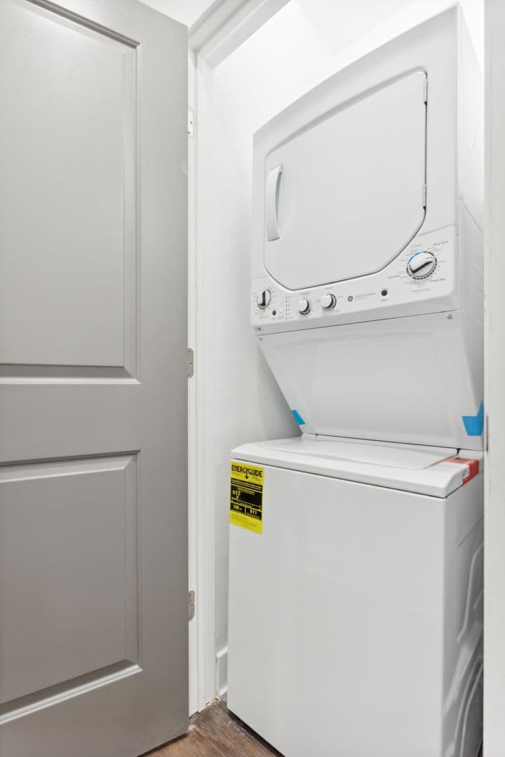 Philadelphia Apartment: 1831 N 33rd St.