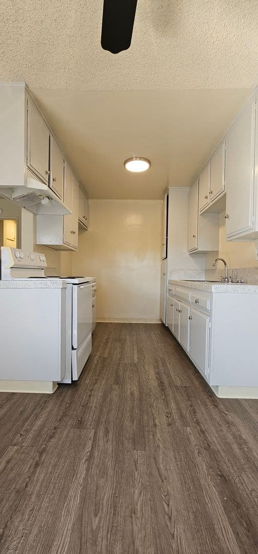 WHITTIER Apartment: 10635 COLIMA ROAD