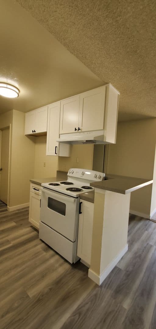 WHITTIER Apartment: 10640 COLIMA ROAD