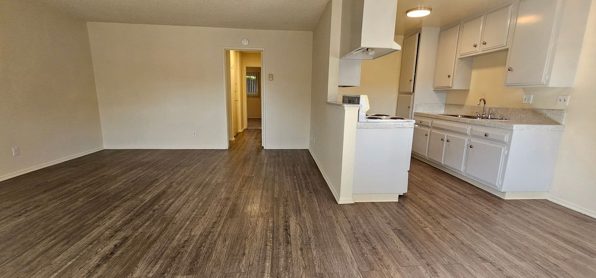 WHITTIER Apartment: 10635 COLIMA ROAD