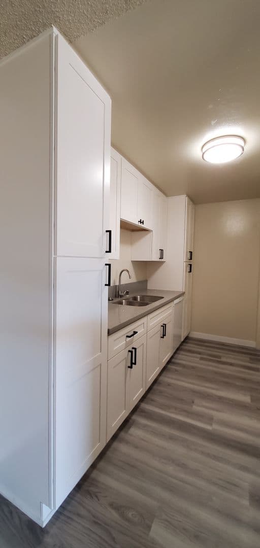 WHITTIER Apartment: 10640 COLIMA ROAD