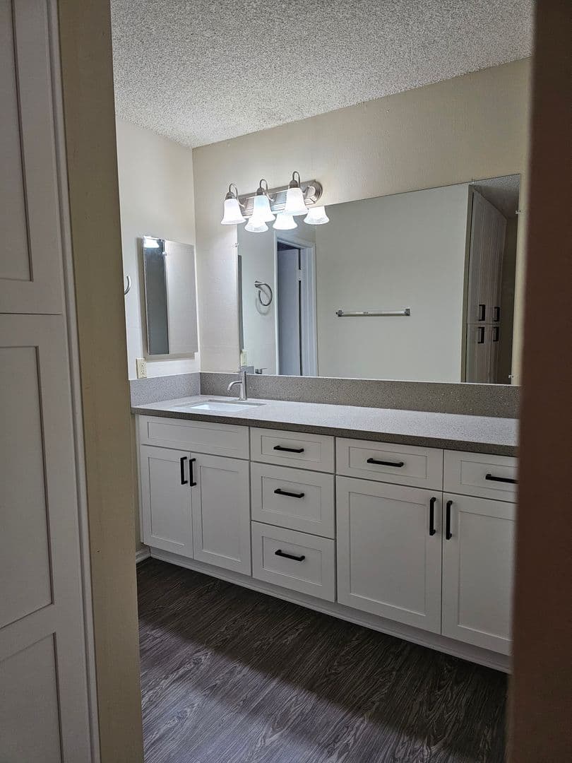 WHITTIER Apartment: 10640 COLIMA ROAD