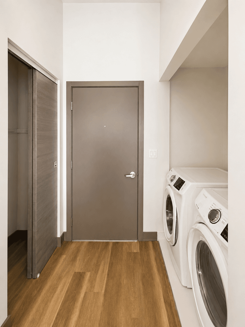 Eagle Apartment: 1115 Chambers Avenue