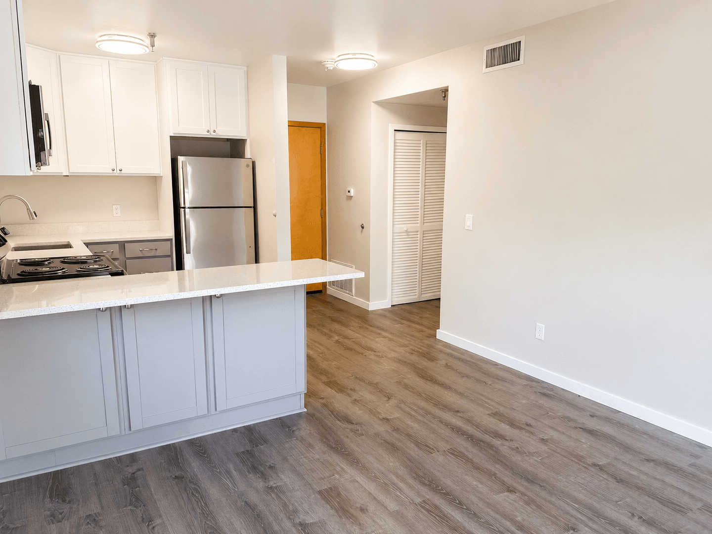 Gypsum Apartment: 620 Red Table Drive